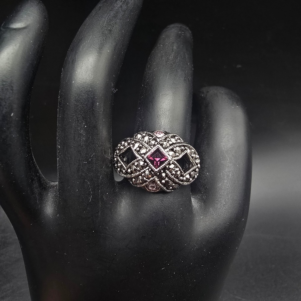Avon 1994 Woven Faux Marcasite Ring Size 8 Purple Rhinestone Vintage